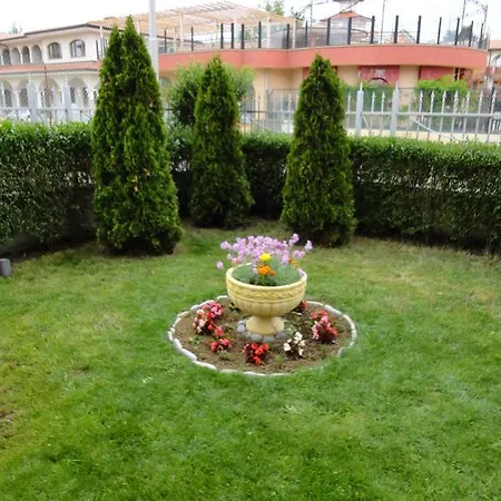 Sunny Flower Family Hotel Sunny Beach