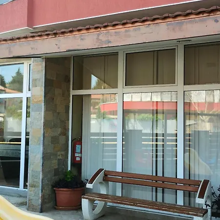 Sunny Flower Family ホテル 3*