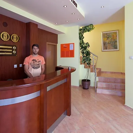 Sunny Flower Family ホテル