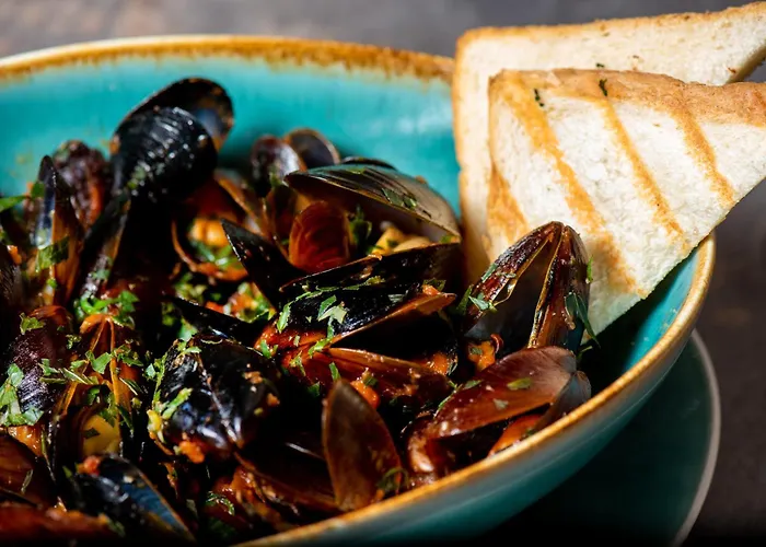 Sunny Flower Family 酒店 3*