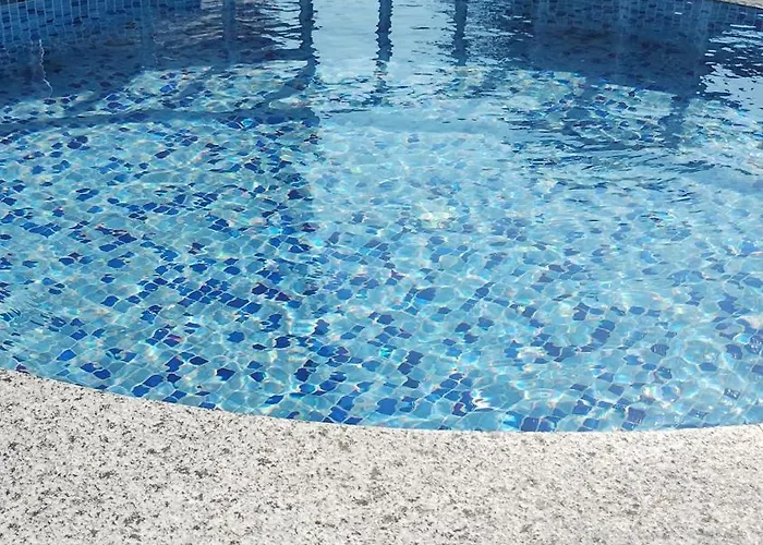 Sunny Flower Family 3* 阳光海滩