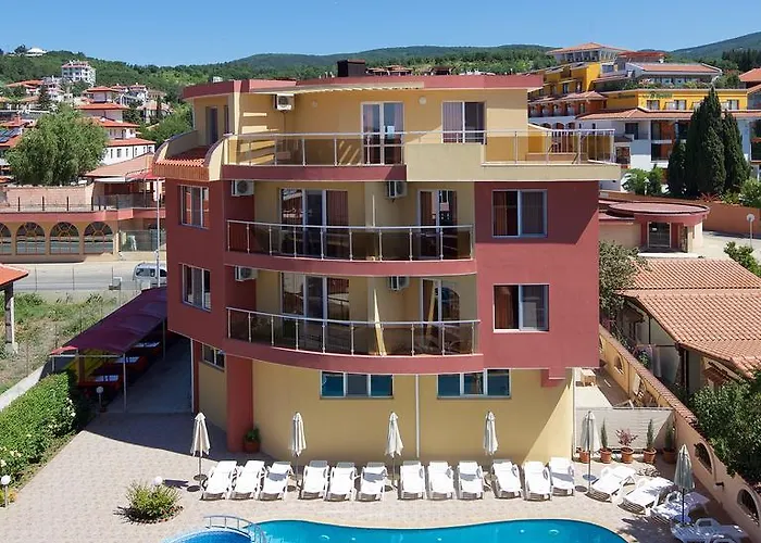 Sunny Flower Family 3* 阳光海滩