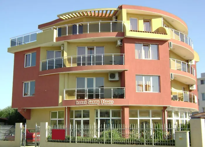 Sunny Flower Family 酒店 阳光海滩